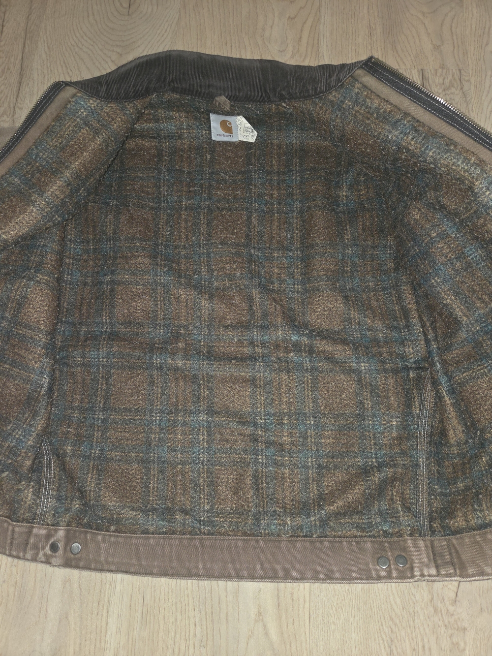 Carhartt Detroit Jacket - Picture 4 of 12